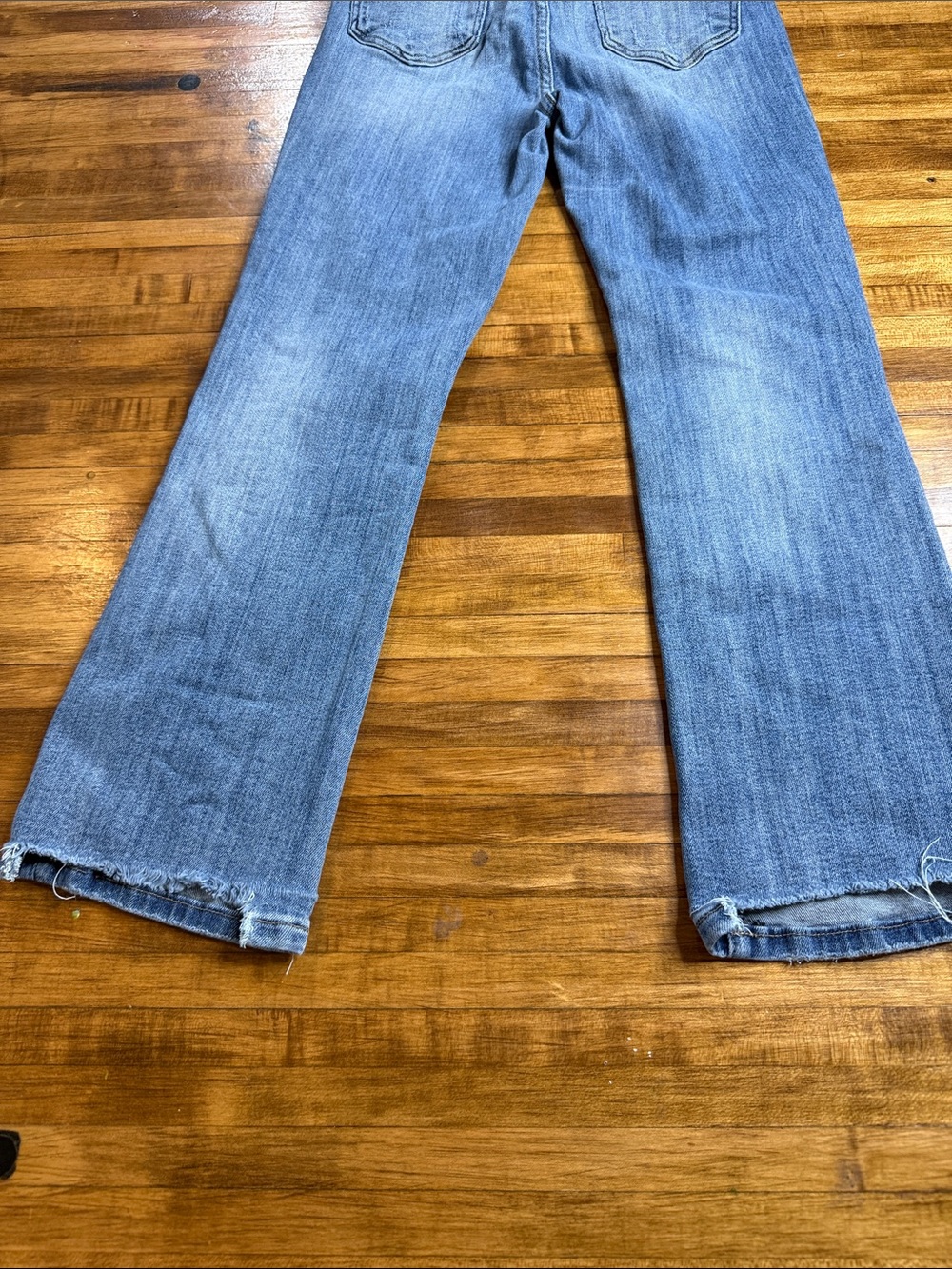 Risen Jeans Women's Distressed Straight Leg Blue jeans - Size 3/26 (x1) - Picture 6 of 6
